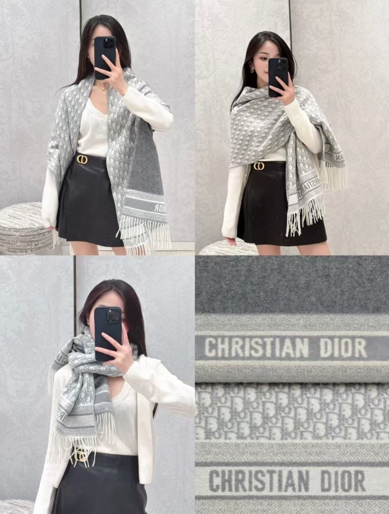 CHRISTIAN DIOR